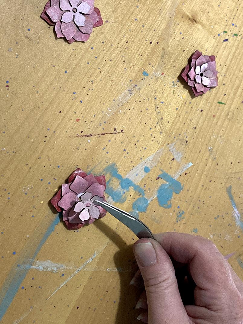 06-using tweezers.JPG