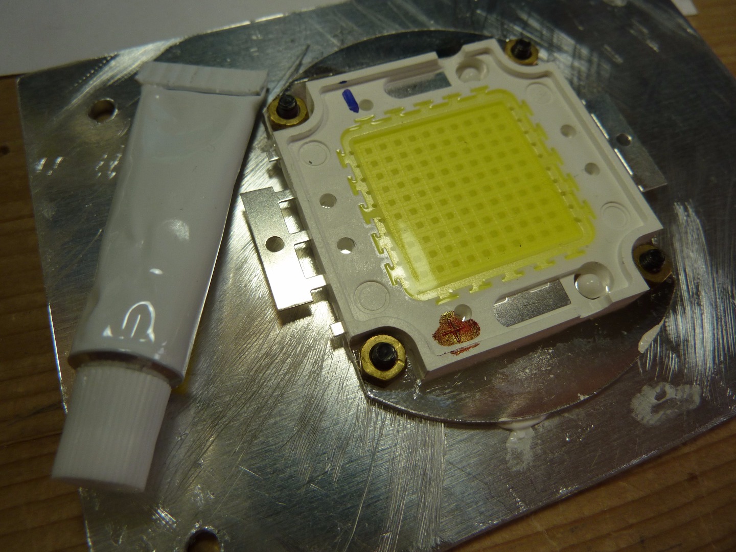 2 - Plaque Support_LED_100W_4.JPG