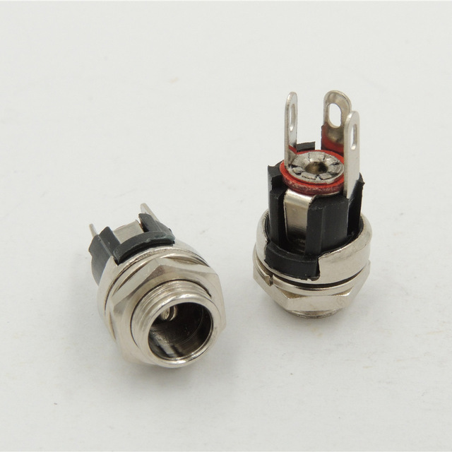 5-5mm-x-2-1mm-FEMALE-PANEL-MOUNT-DC-POWER-Supply-Adapter-Metal-JACK.jpg