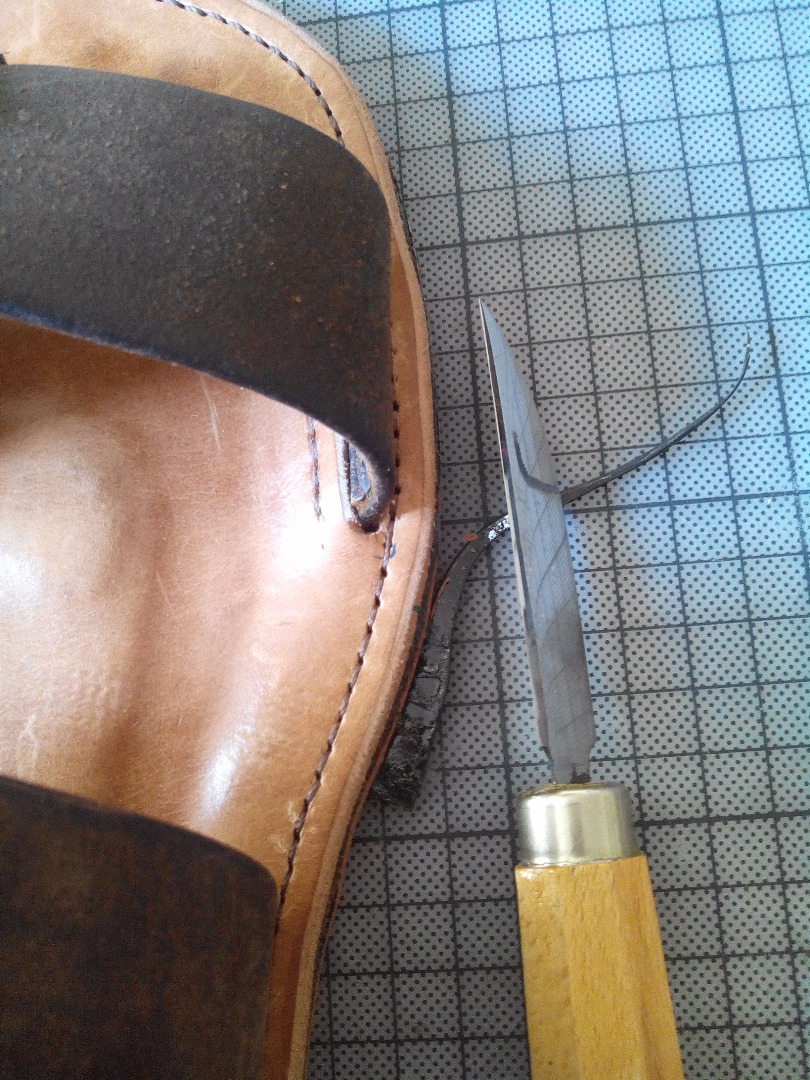 62 cut the overlaying rubber sole.jpg
