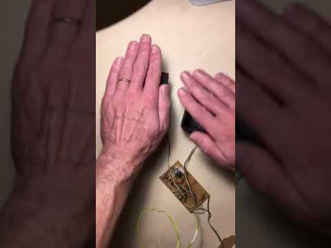 A light-controlled theremin