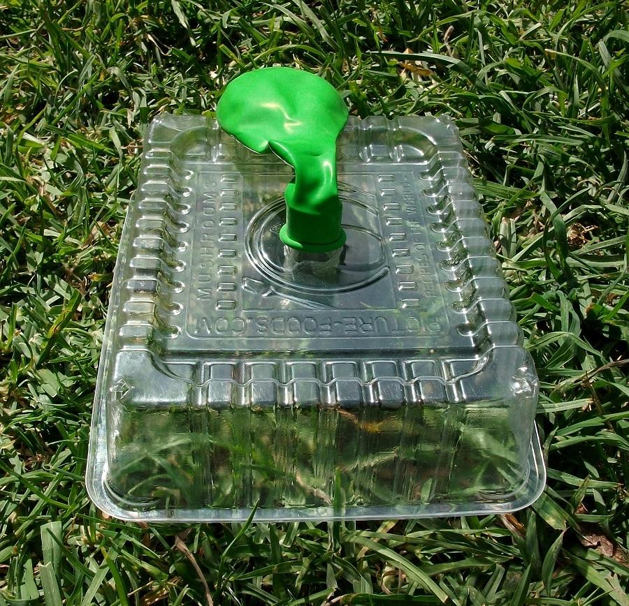 Balloon Rocket - Plastic 01.jpg