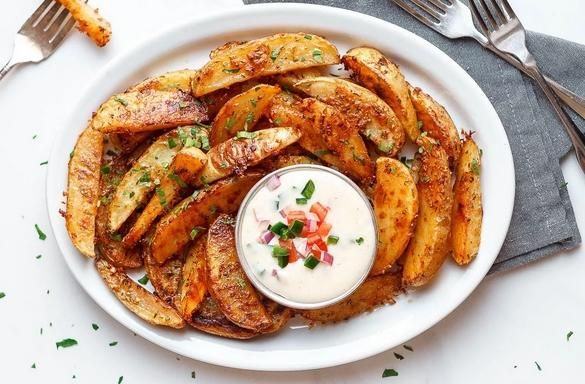 Crispy Vegan Potato Wedges.jpg