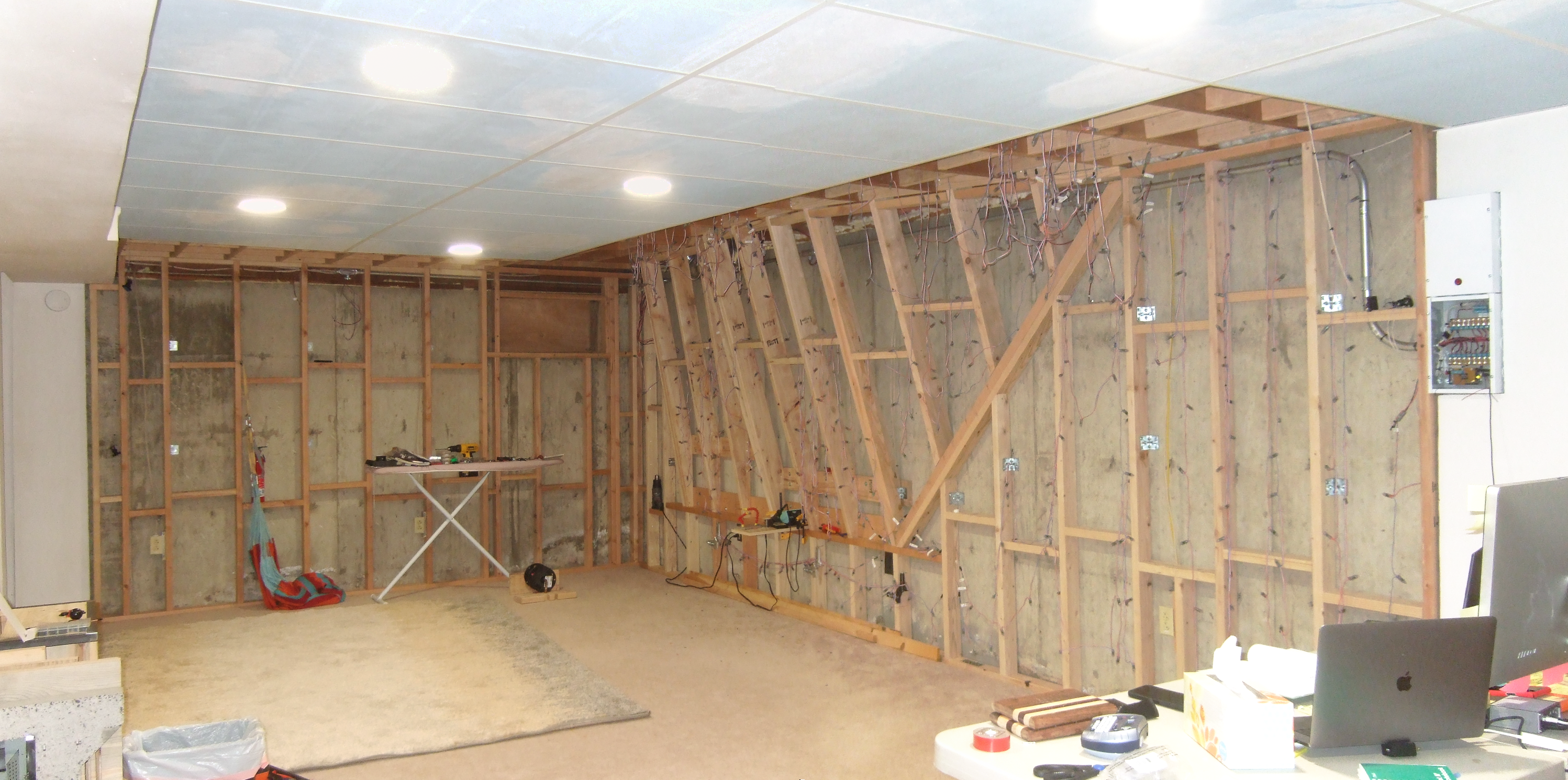 DSCF1284 - DSCF1285.png