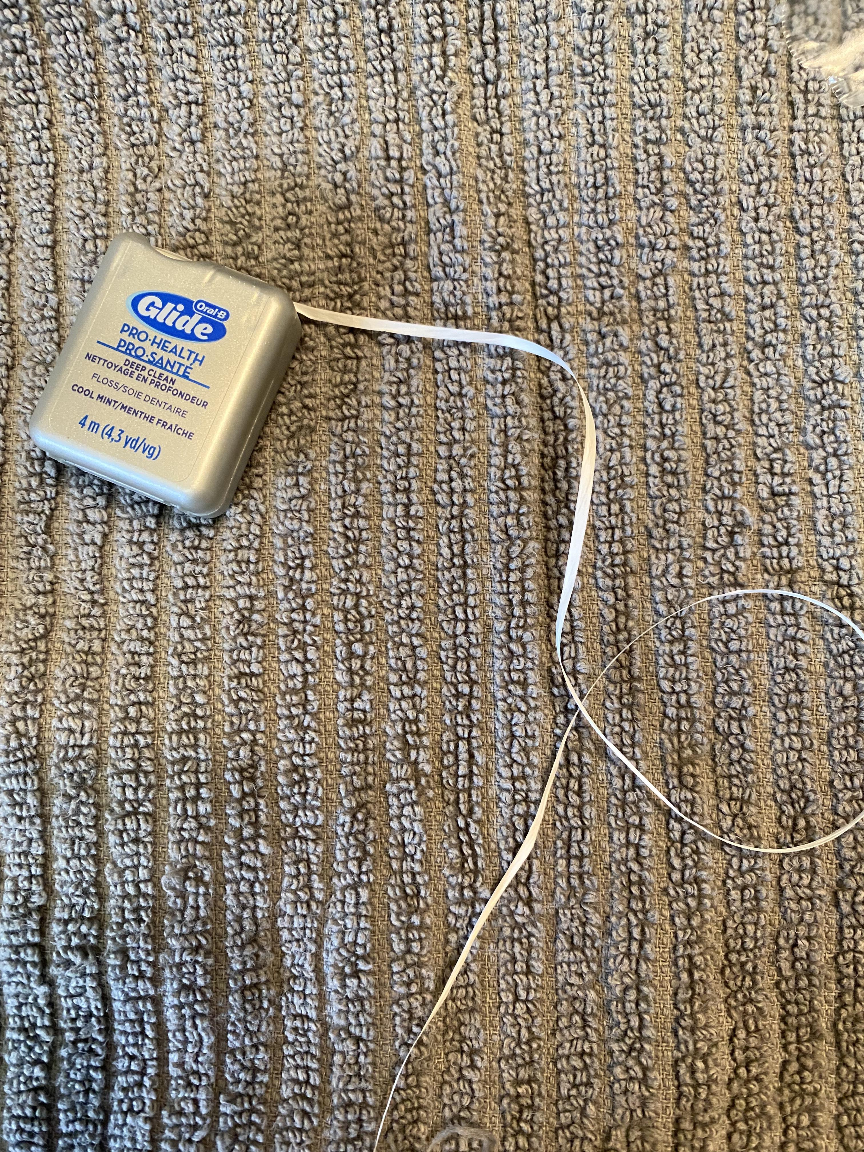 Flossing 1.jpeg