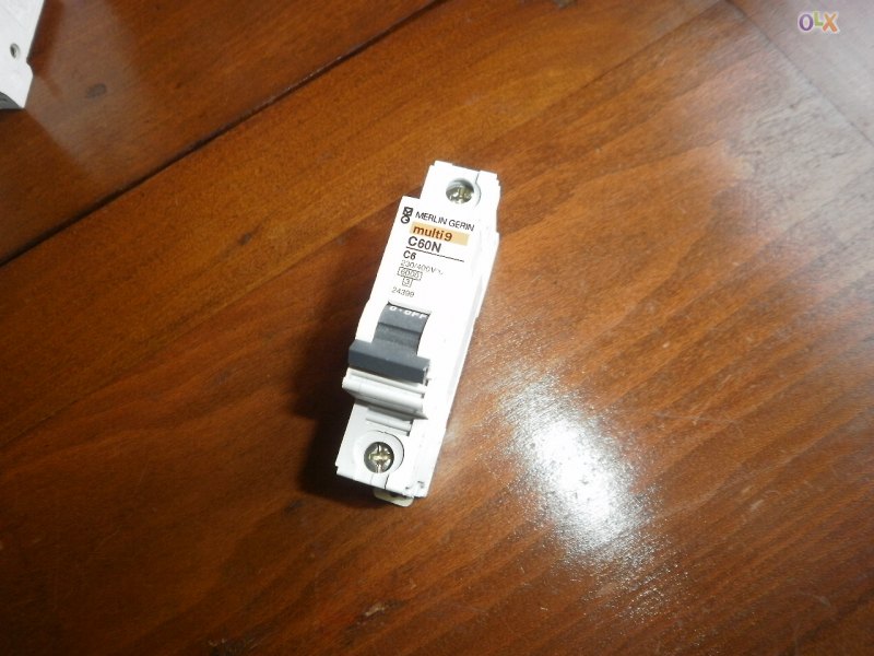 Fotos-de-Disjuntor-MERLIN-GERIN-C60N-C6_435094294_1.jpg