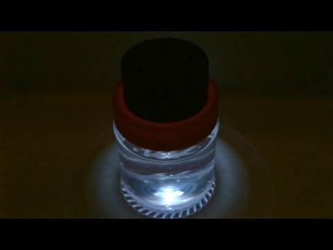 Homemade &amp;quot;Glow Water&amp;quot; Lamps! - DIY (w/Aquarium/Terrarium conversion) - Solar powered