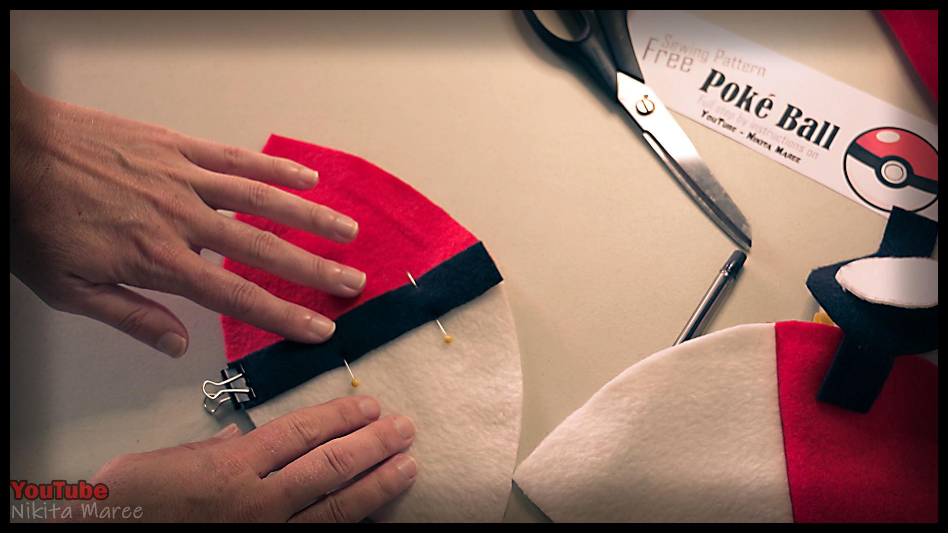 How to make a Poke Ball. DIY pokemon tutorial. Make your pokeball (21).jpg