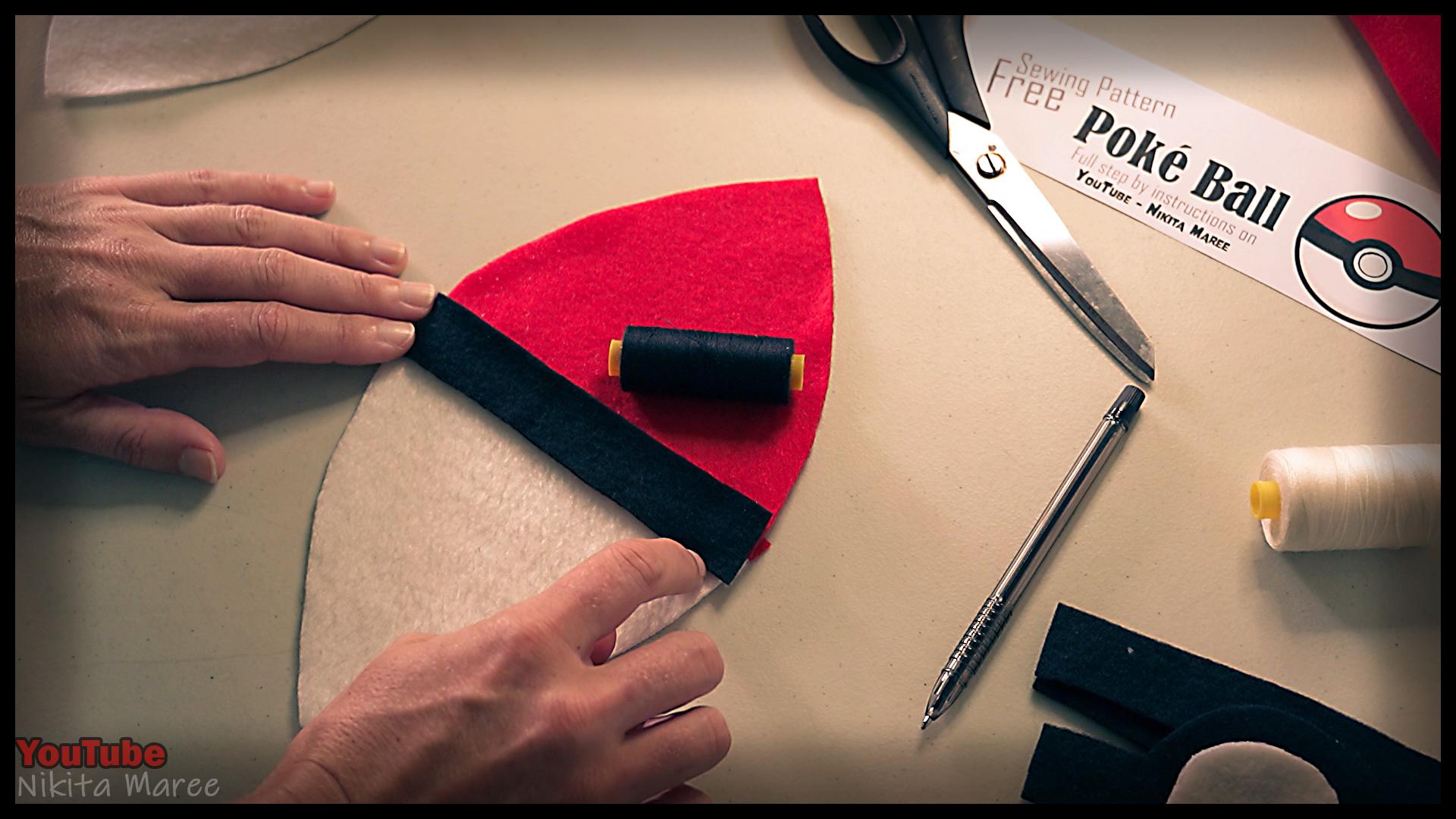 How to make a Poke Ball. DIY pokemon tutorial. Make your pokeball (22).jpg