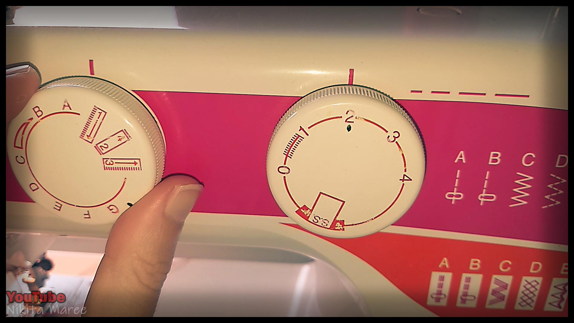 How to make a Poke Ball. DIY pokemon tutorial. Make your pokeball (24).jpg