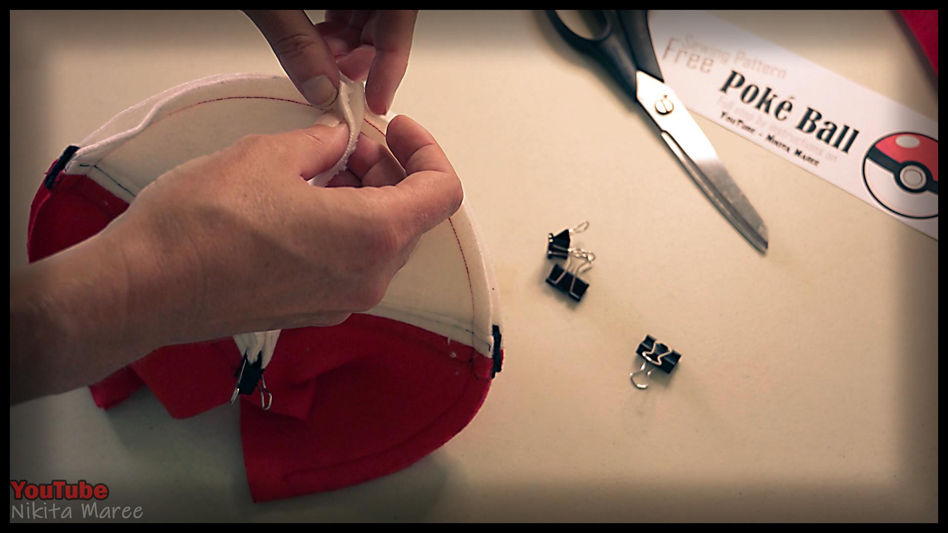 How to make a Poke Ball. DIY pokemon tutorial. Make your pokeball (38).jpg