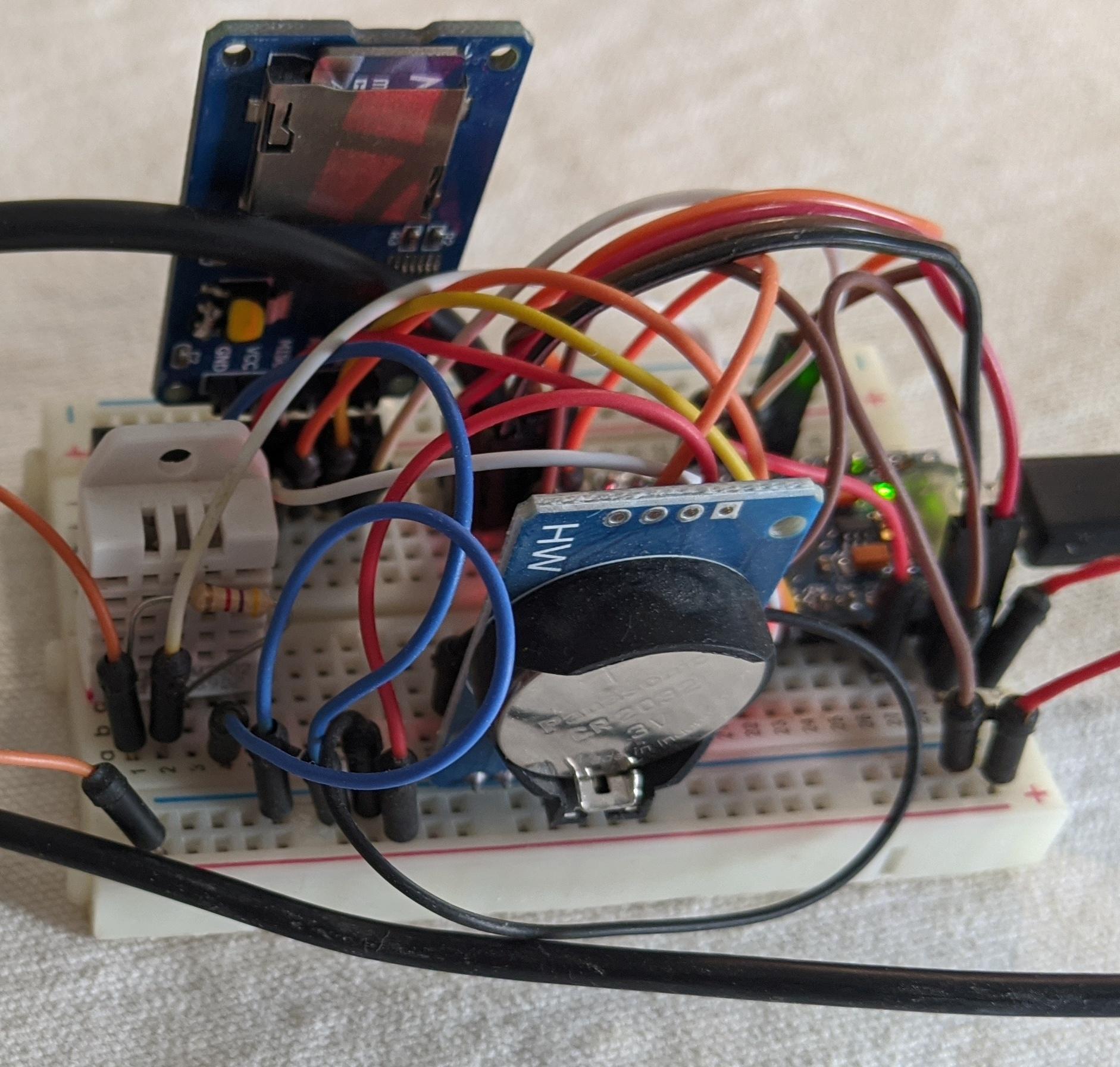 IR thermometer breadboard2.jpg