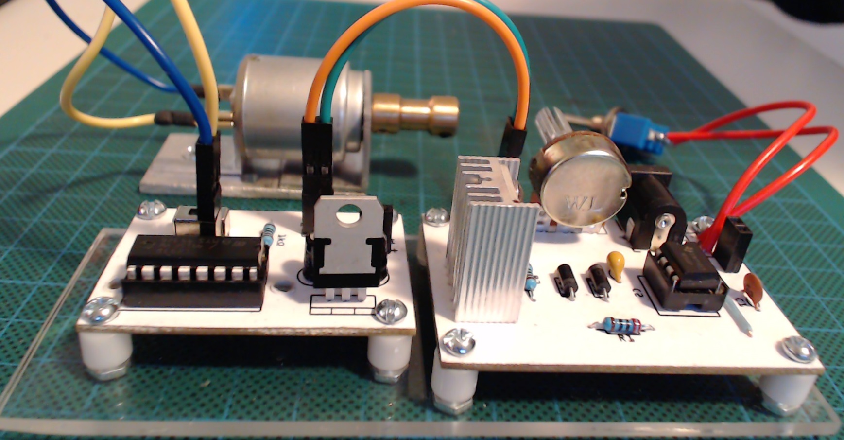 L239D Direction Control 01.jpg