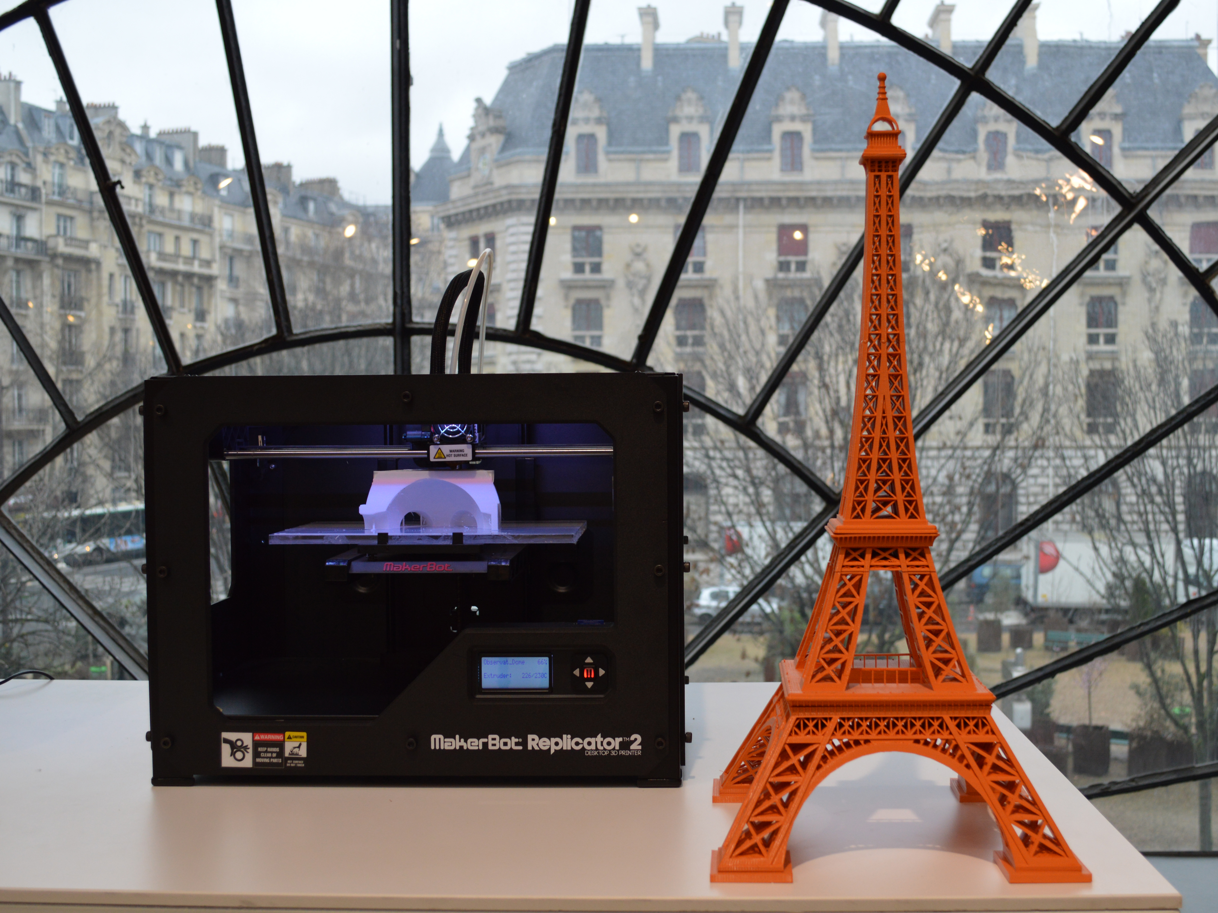 MakerBot eiffel tower.jpg