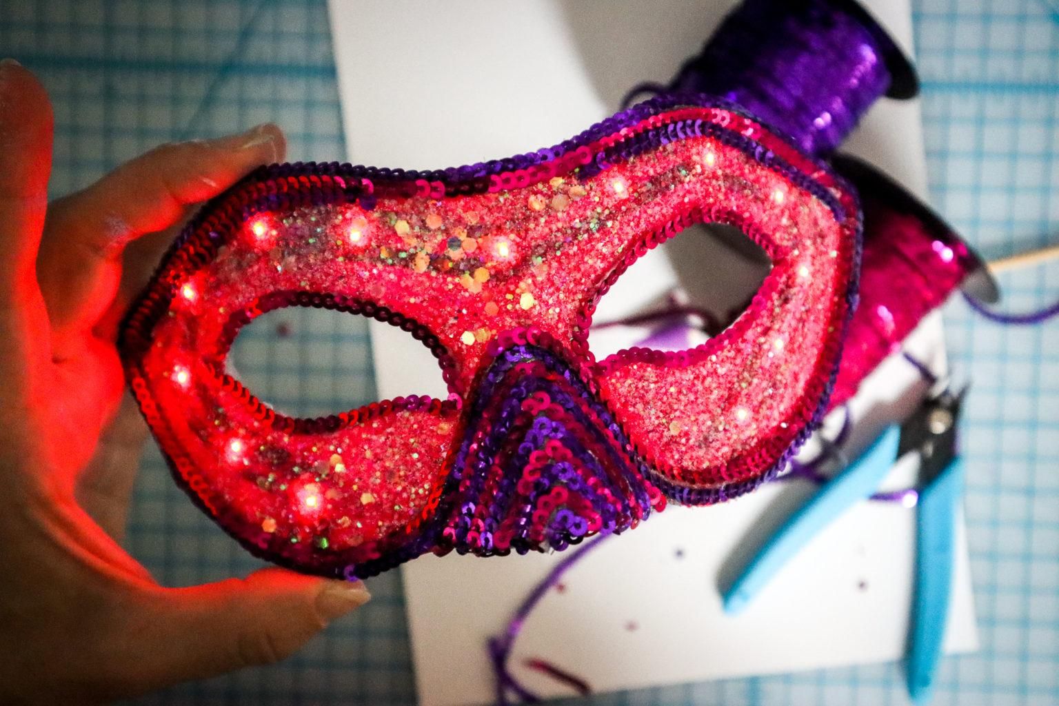 MasqueradeMaskDIY_NatashaDzurny_Chibitronics_21-1536x1024.jpg