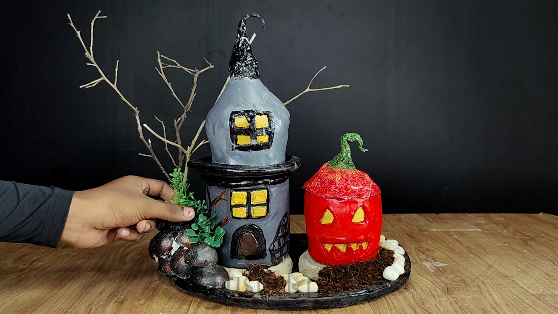 Oct_22_Hallowen Lamp_Subham_YT.00_05_28_37.Still061.jpg