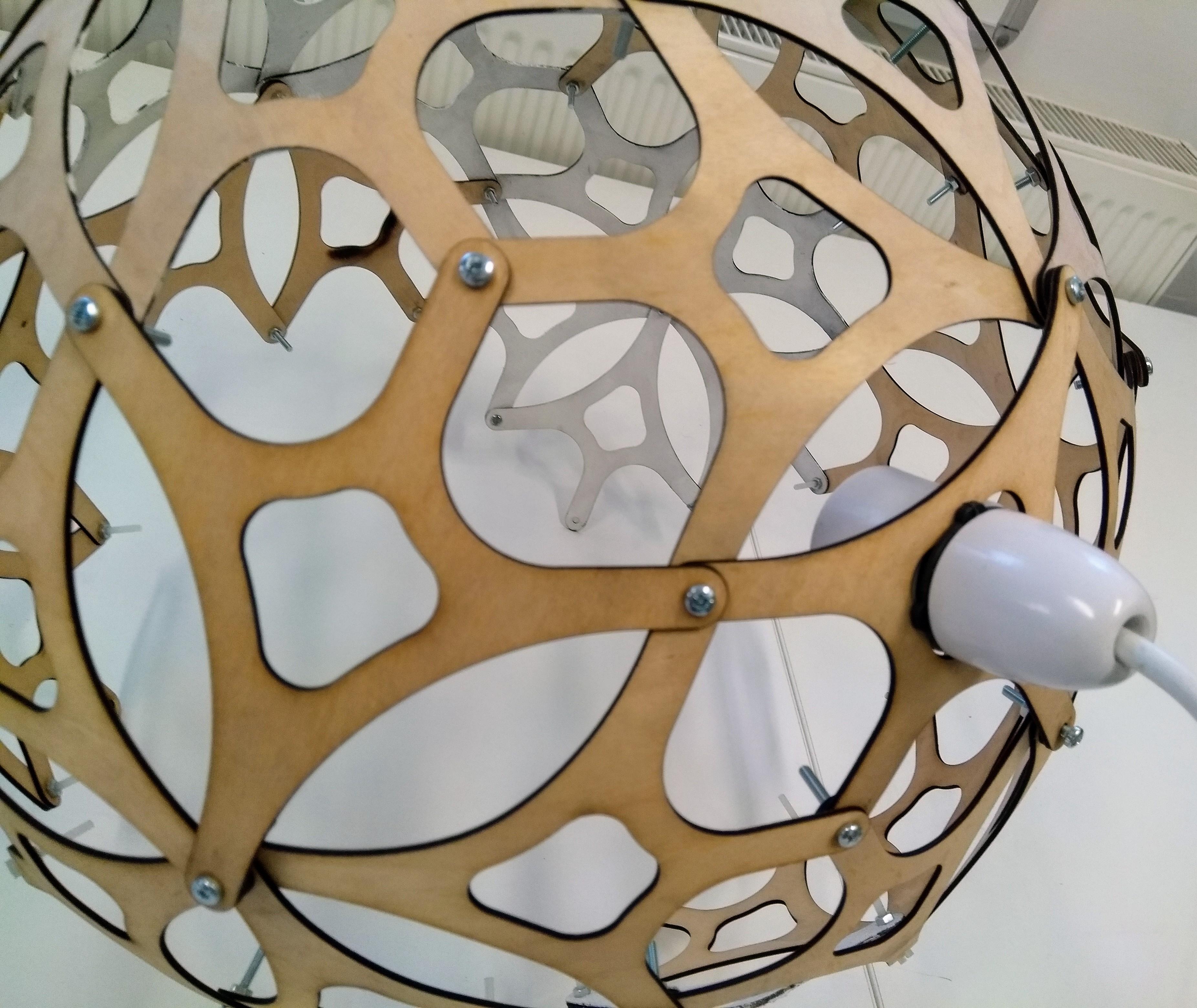 Pre assembly with lampholder.jpg