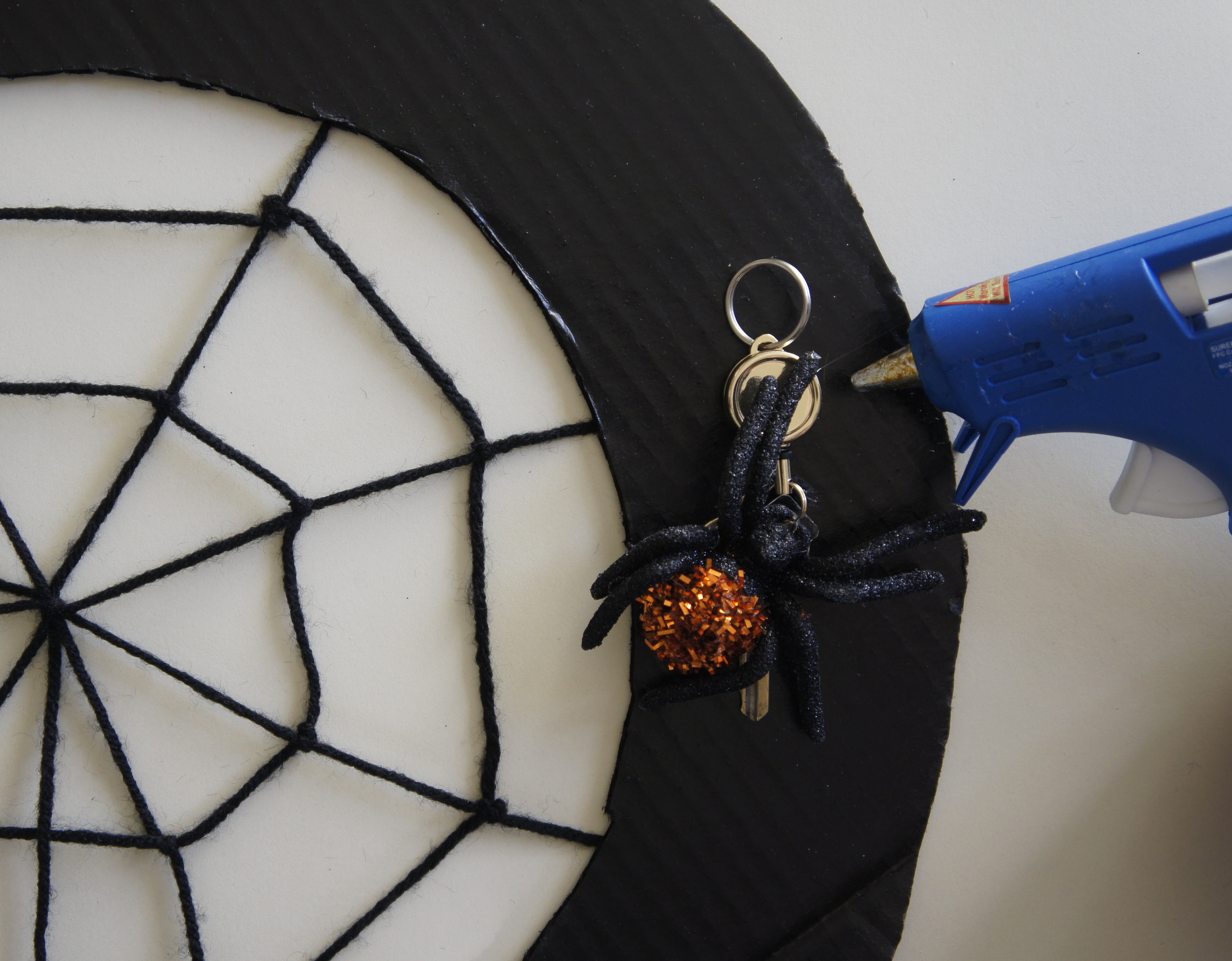 Step #10_attach spider.jpg