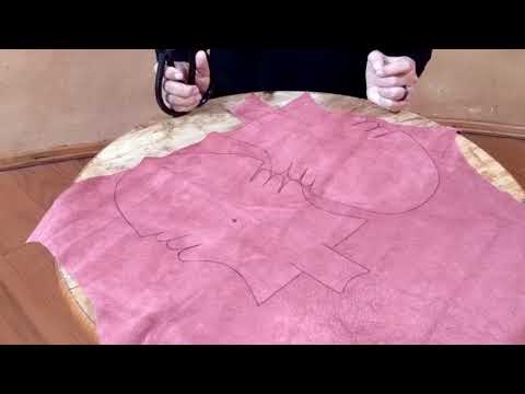 The ''SUN SANDALS'' part 3/8 (cutting the leather)