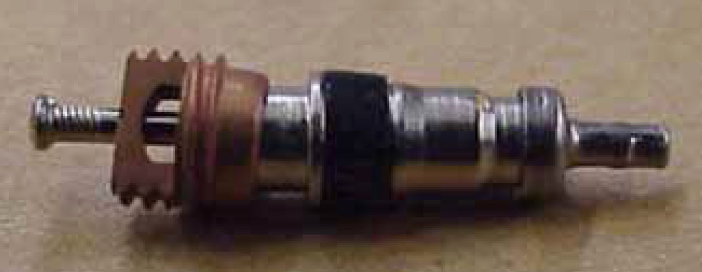 The tire valve core should be removed after the tire.jpg