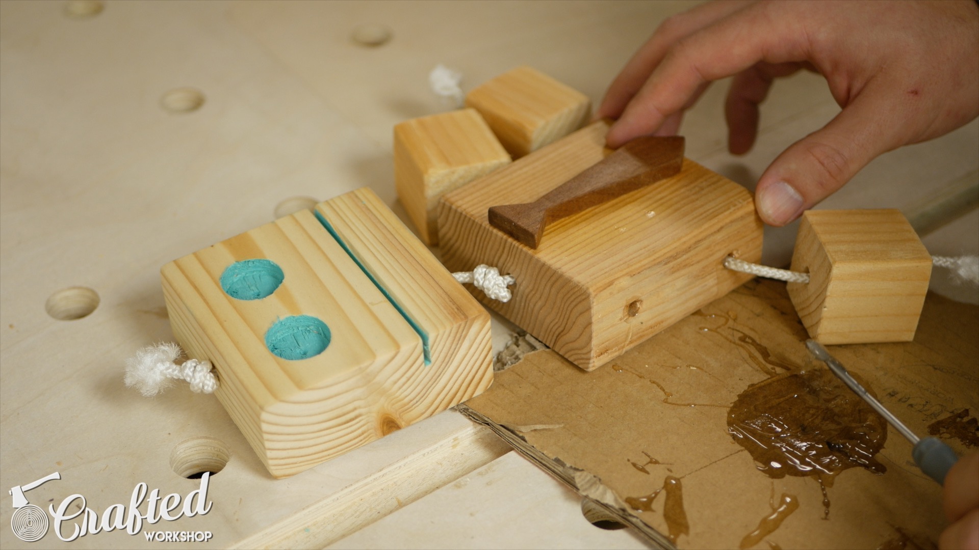 Wooden Toy Robot Homemade DIY 12.jpg