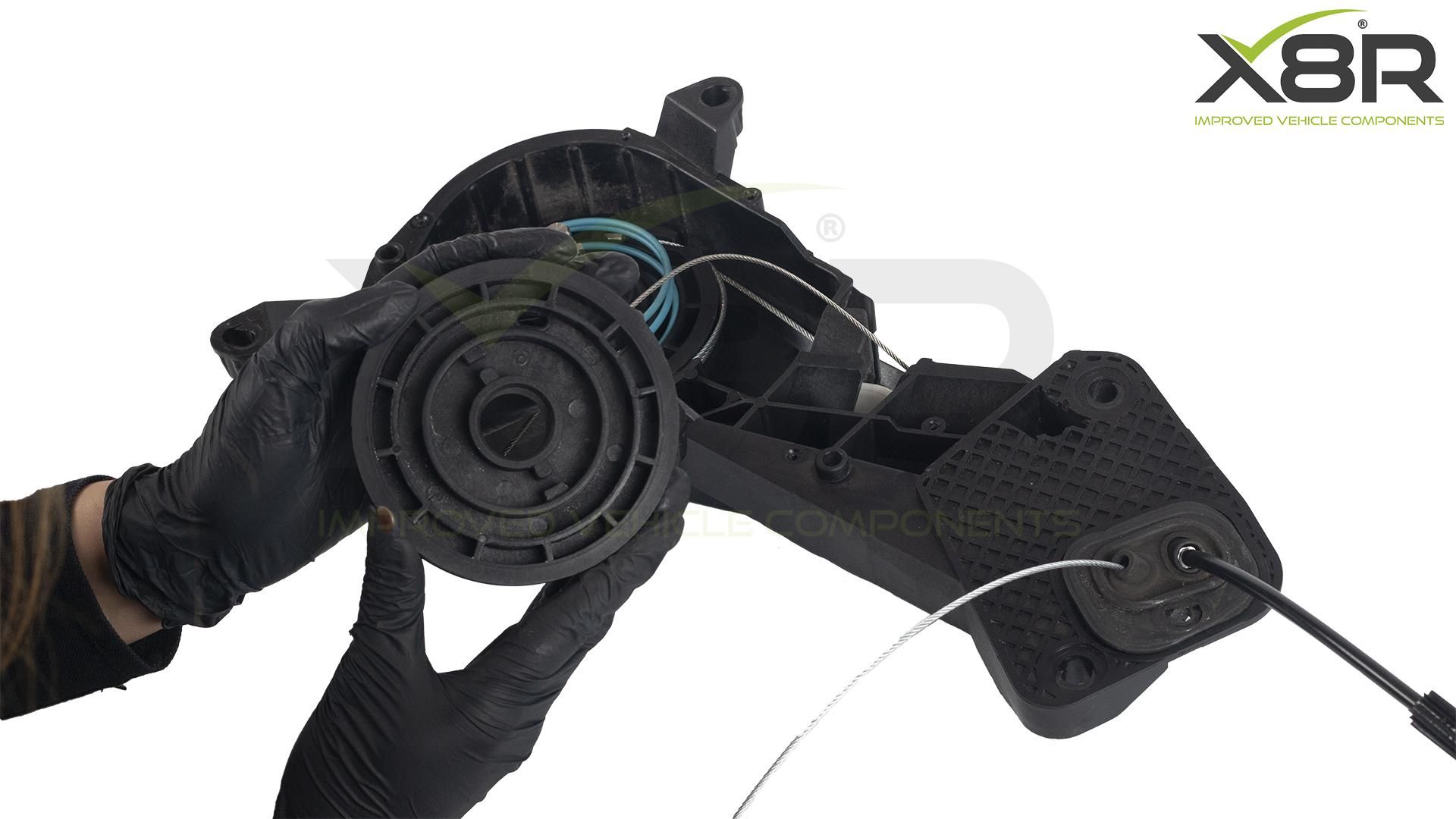 X8R0276 remove top gear 2.jpg