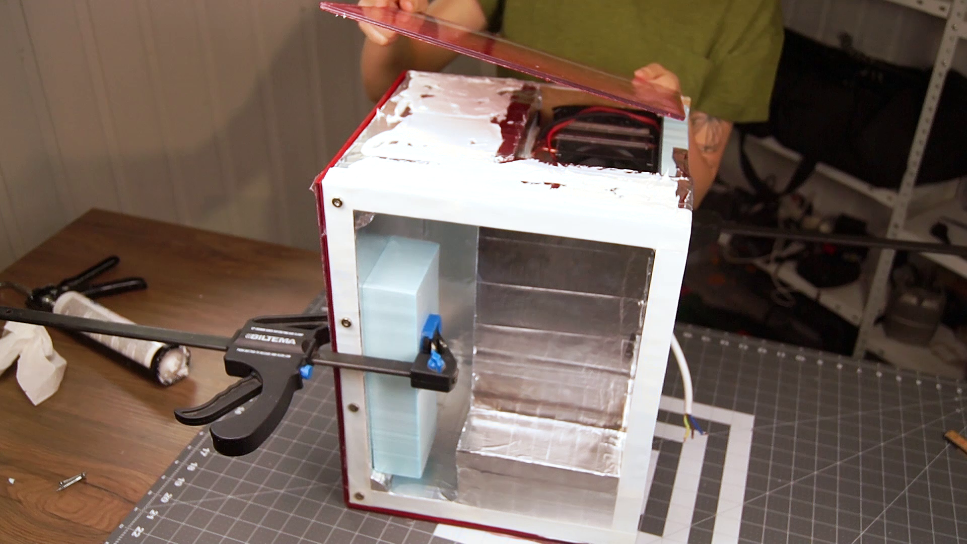 desktop-camping-van-mini-fridge-cooler-freezer-refrigerator-diy-2017-07-31-19h32m14s94.png
