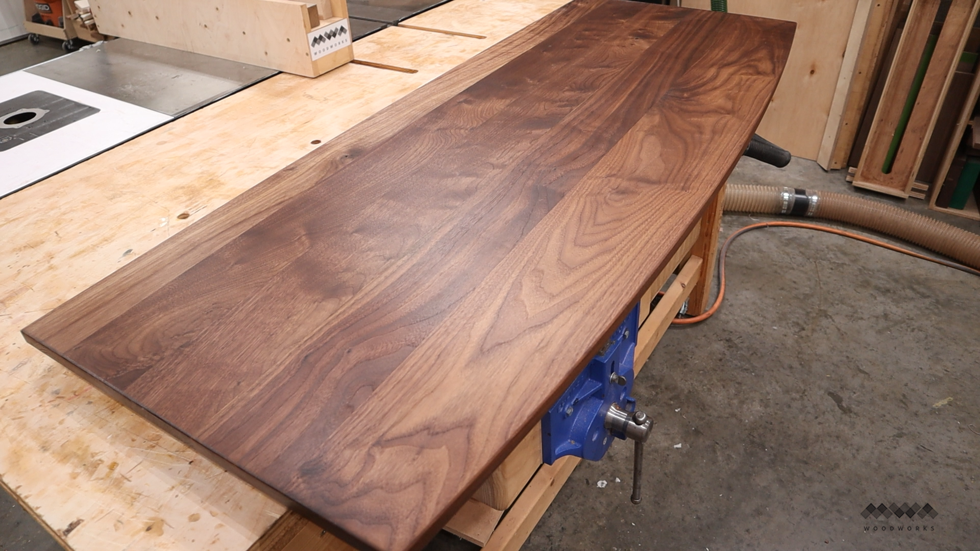 finished desk top 1.bmp