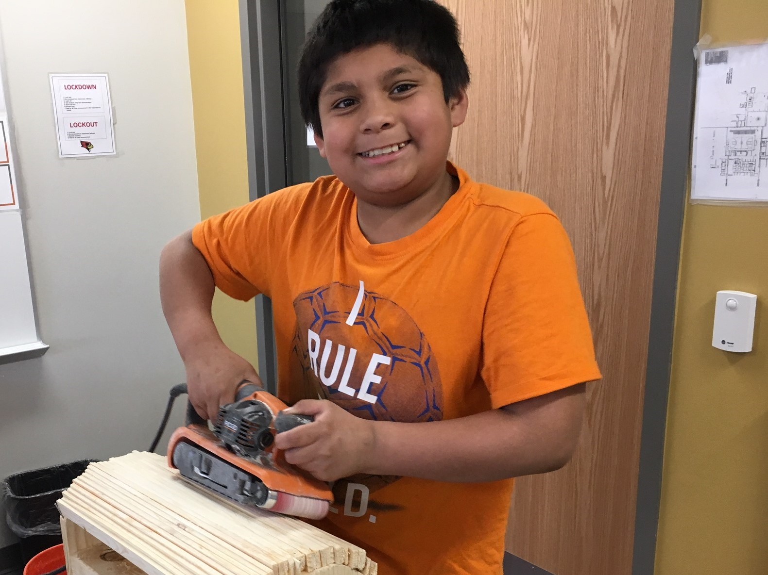 getting ready to carve and sand.JPG