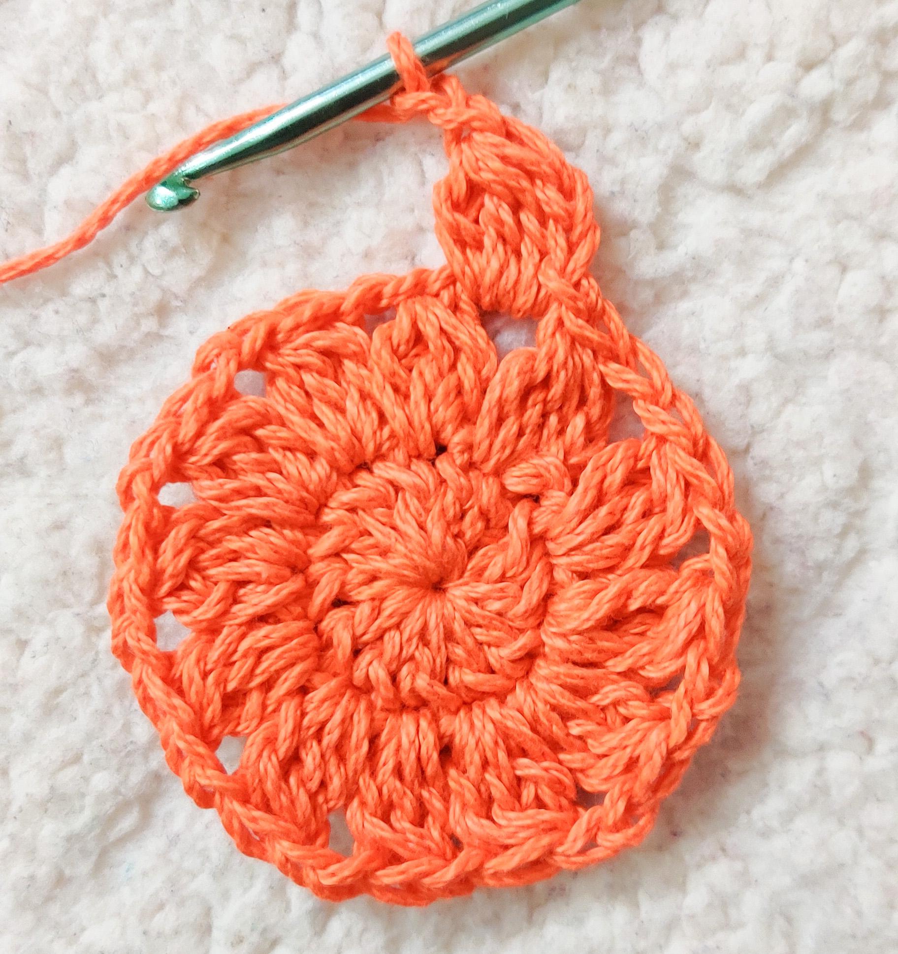 pumpkin spice doily potholder (16).jpg