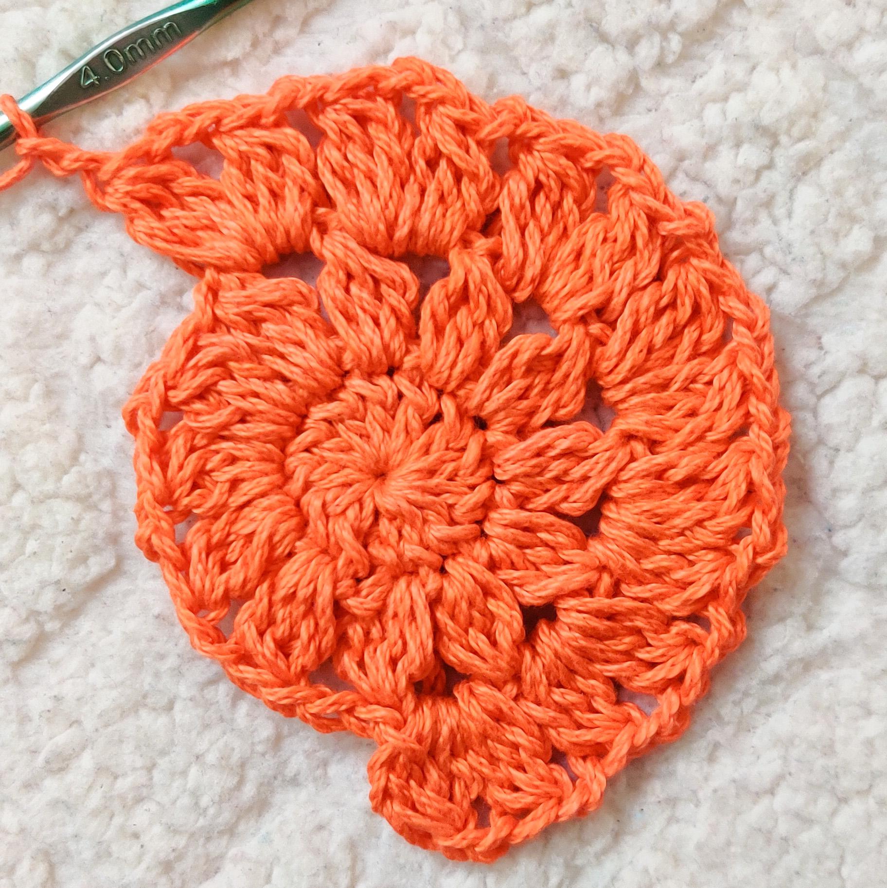 pumpkin spice doily potholder (20).jpg