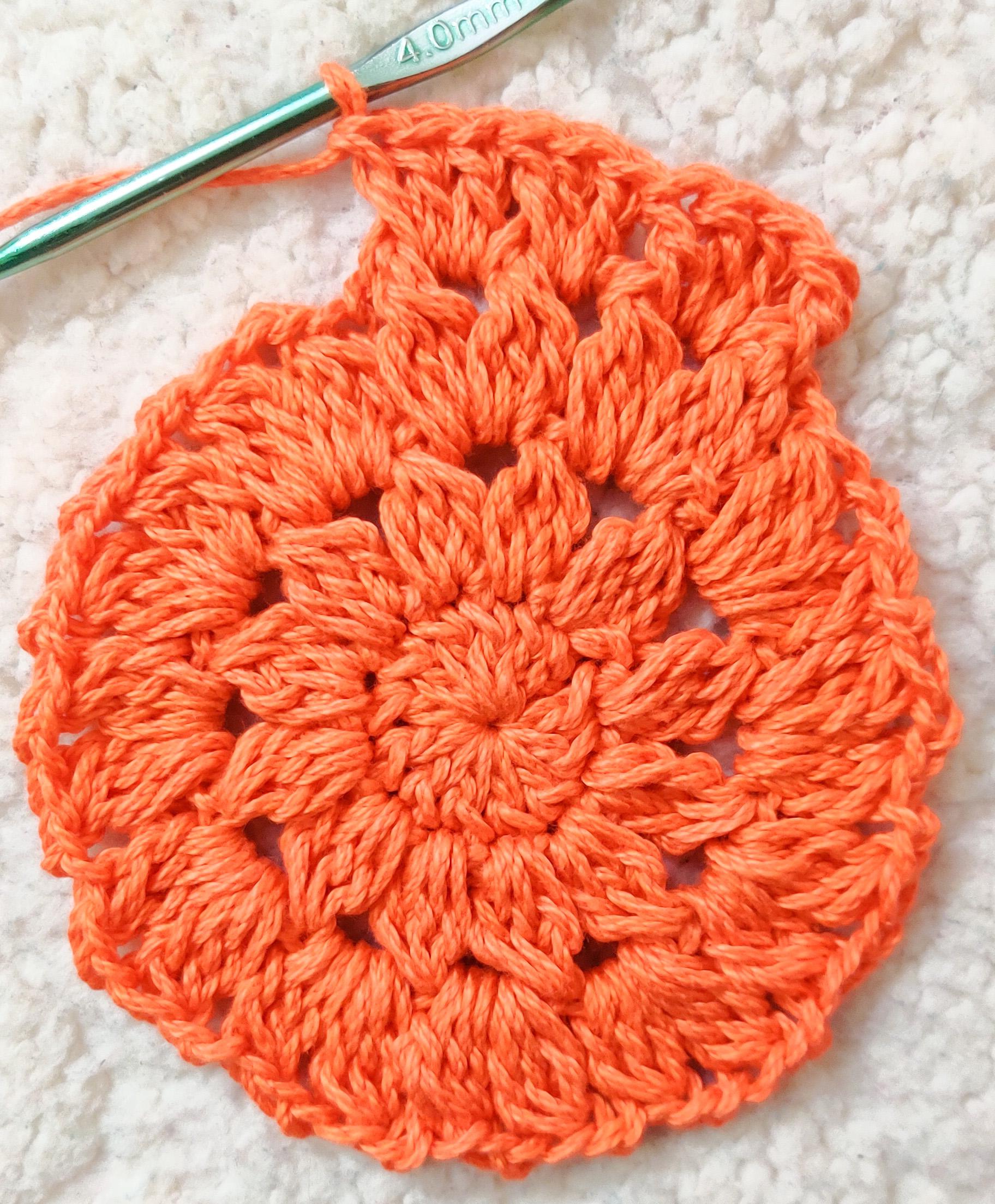 pumpkin spice doily potholder (24).jpg