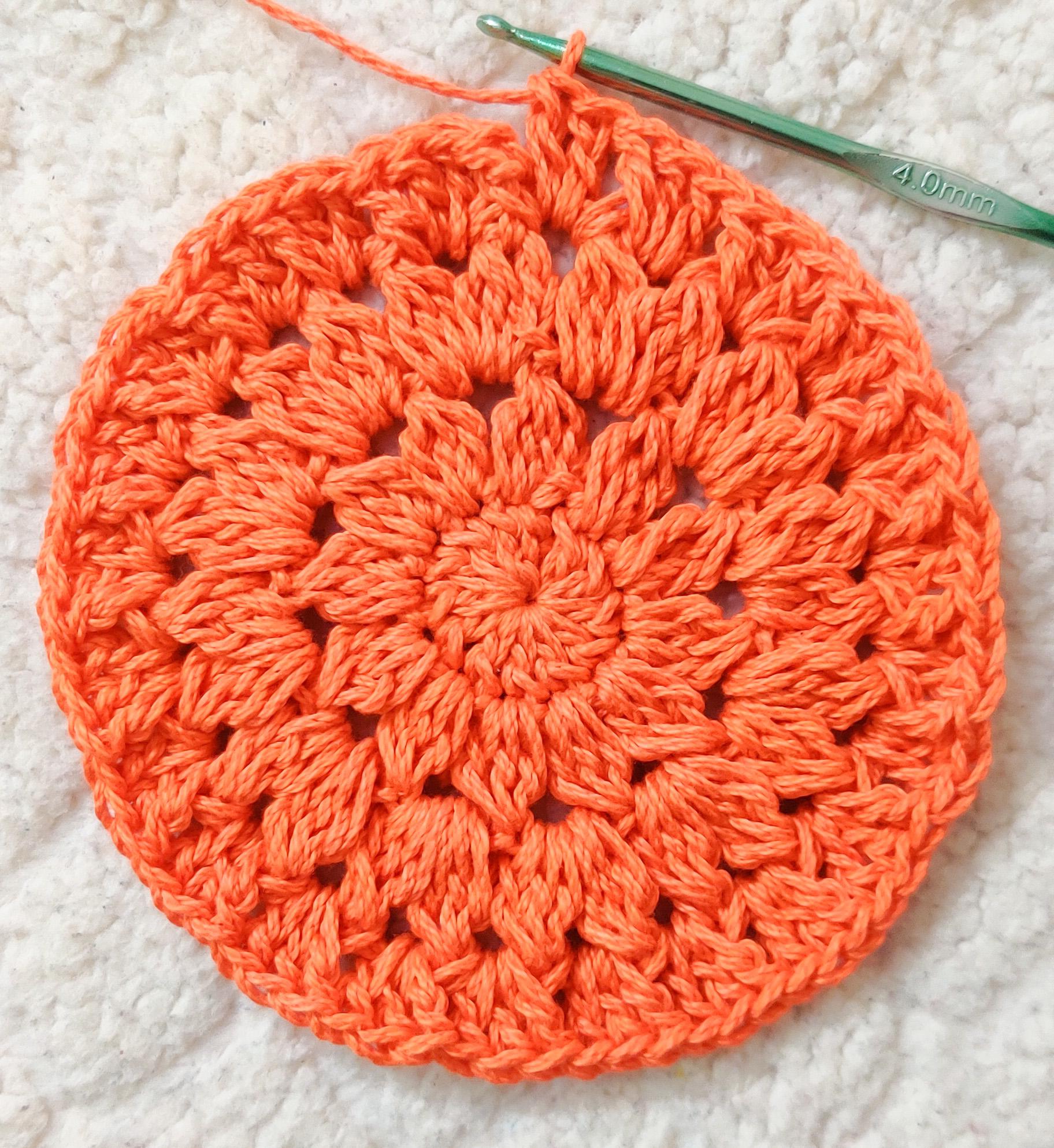 pumpkin spice doily potholder (25).jpg