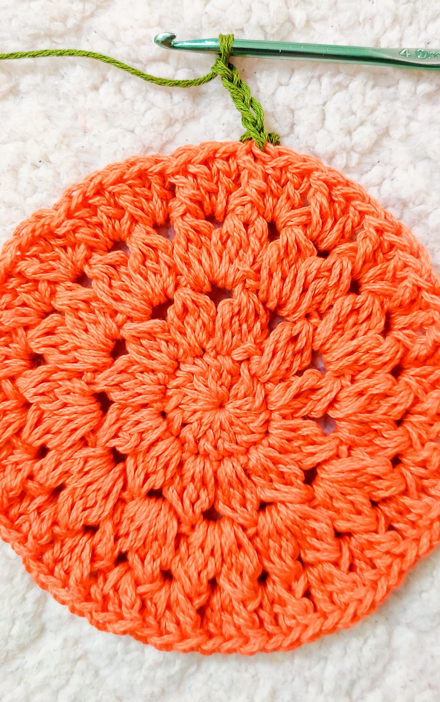 pumpkin spice doily potholder (28).jpg