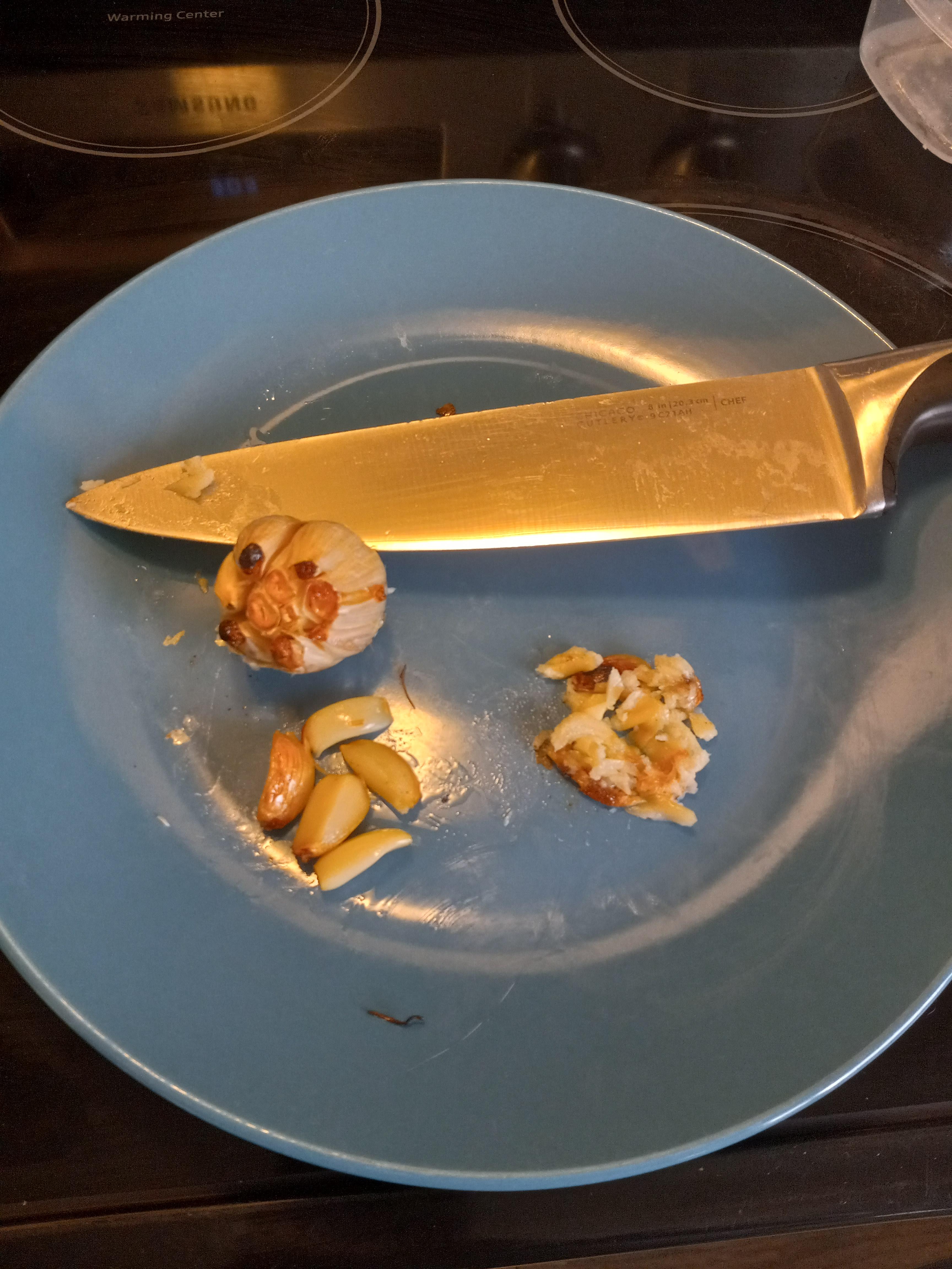 rosted garlic picture.jpg