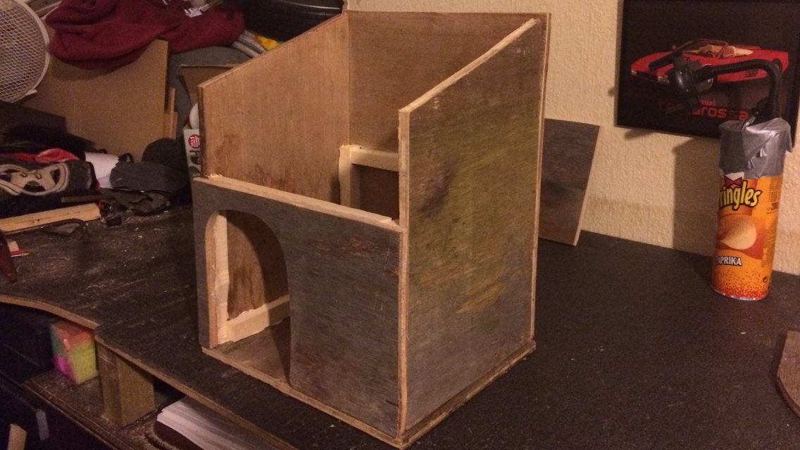 squirrel house 008.PNG