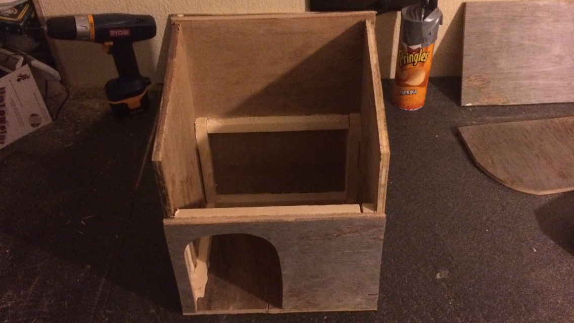 squirrel house 009.PNG