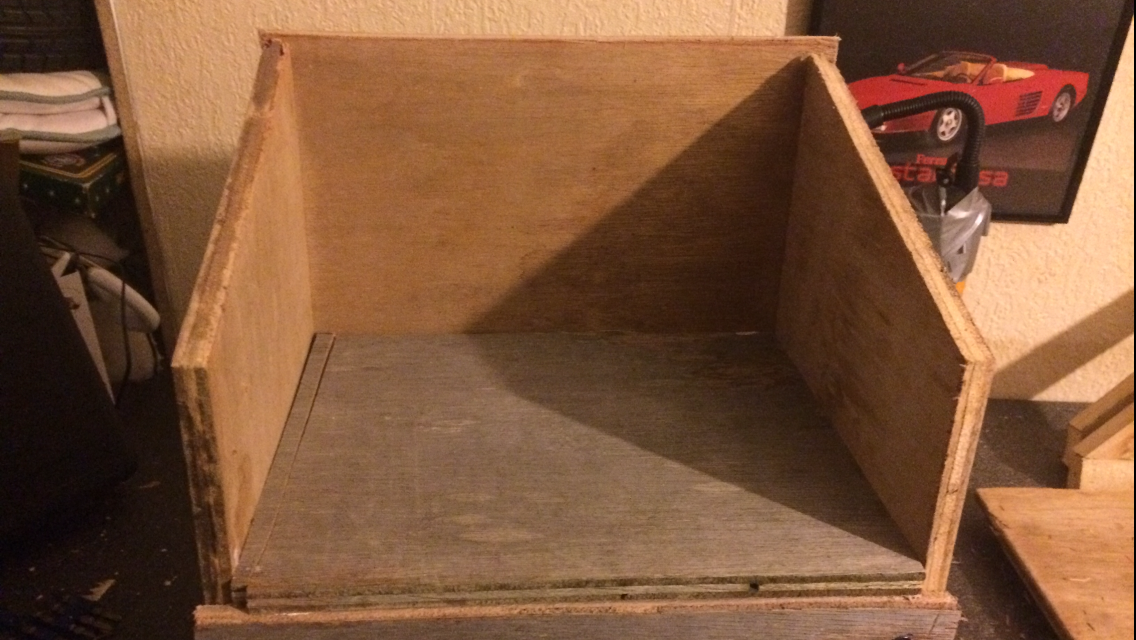 squirrel house 012.PNG