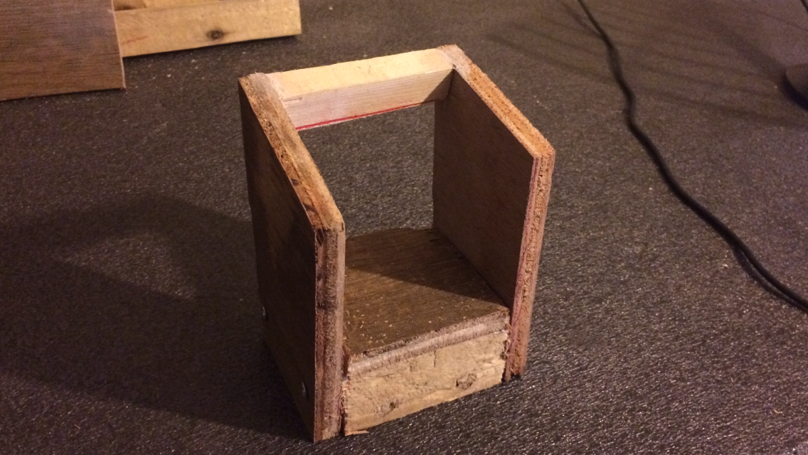 squirrel house 014.PNG