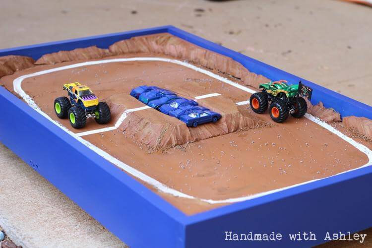 toy_monster_truck_arena_diy_woodworking_monster_jam_truck_kids-8.jpg