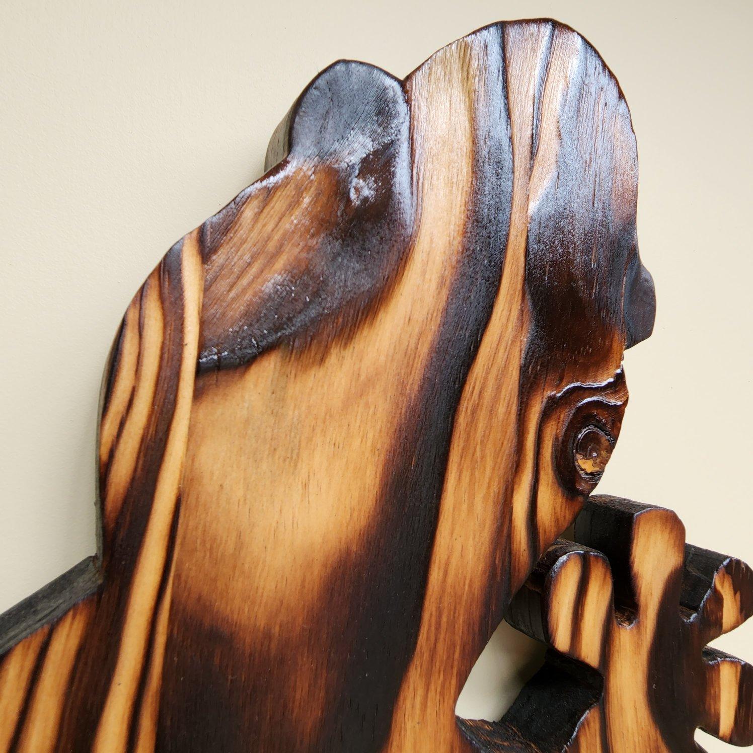 wooden gecko wall art (22).jpg