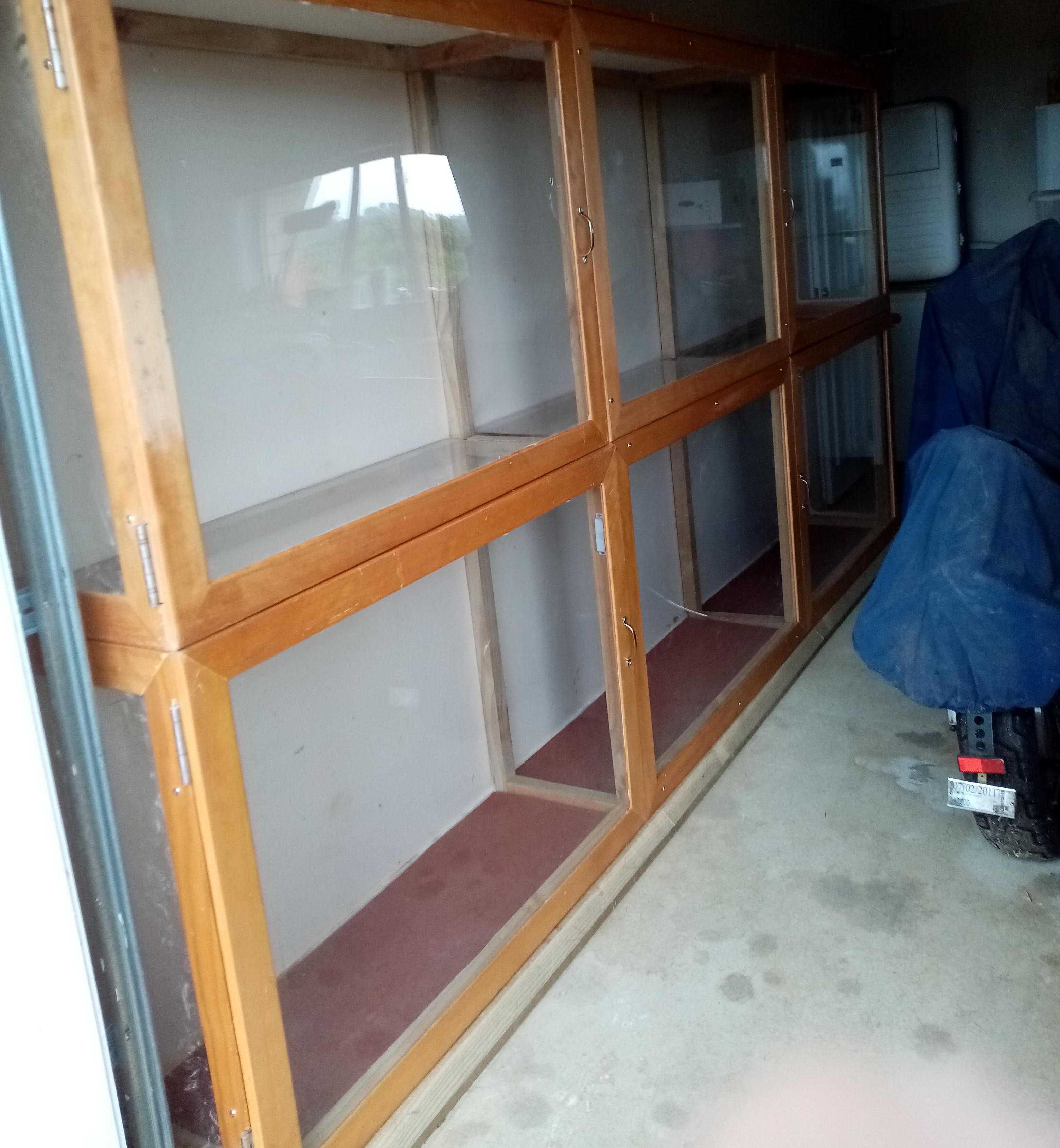 Display Cabinet From Stuff That Was Going to Be Thrown Away