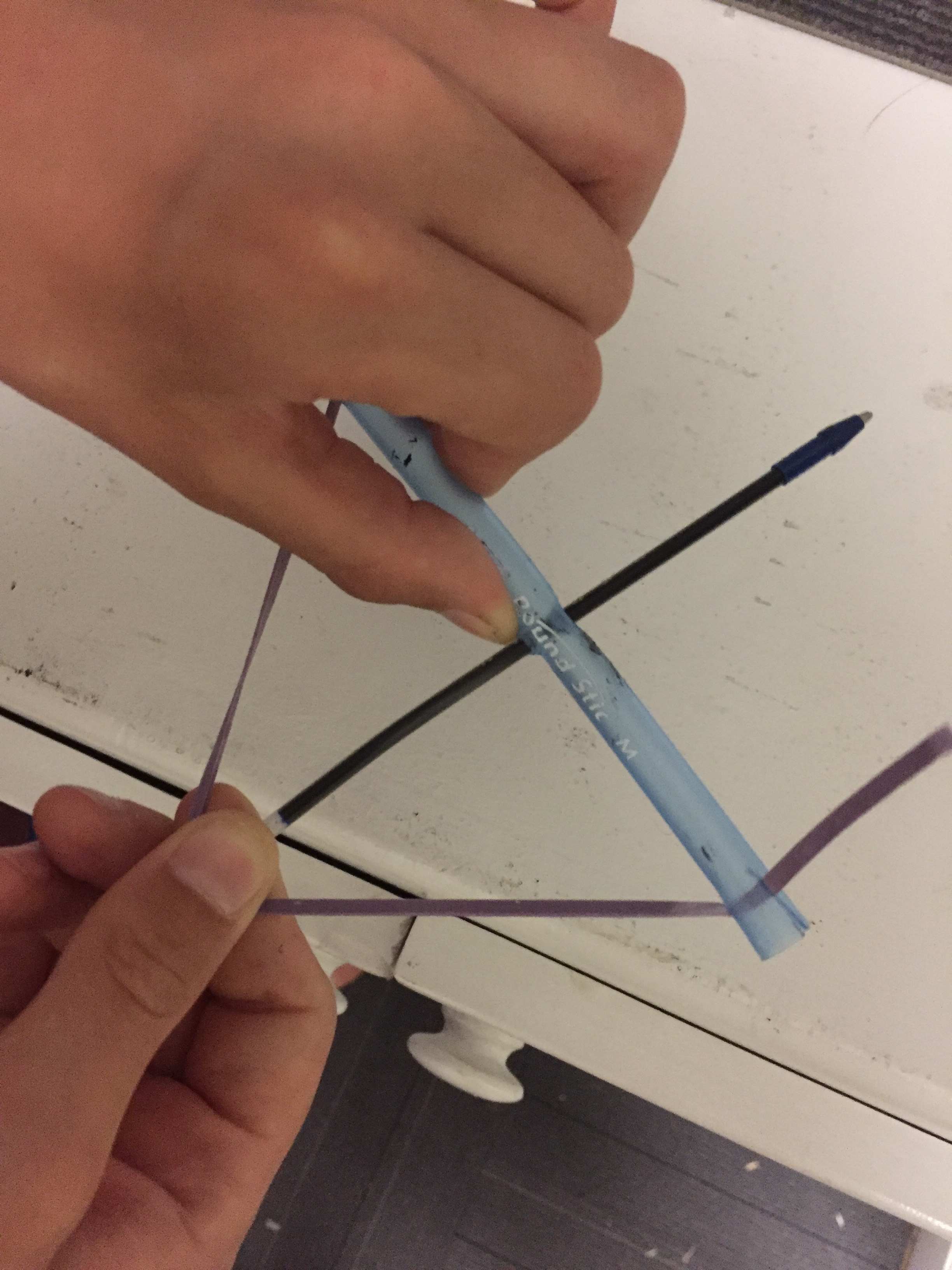 Easy to Make Pen Bow!