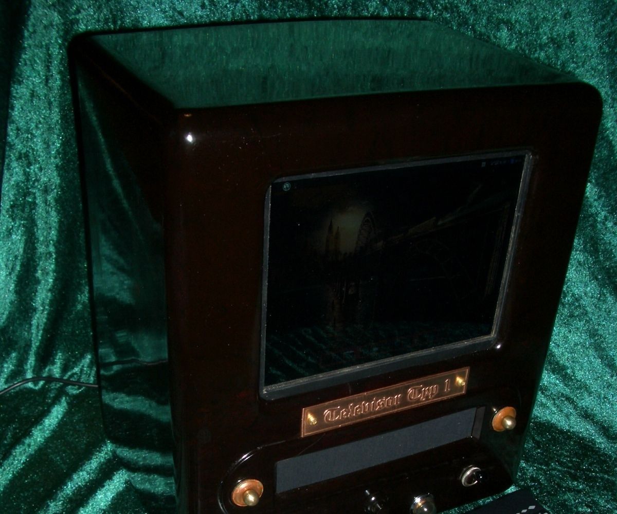 The Televisor, a Dieselpunk Computer
