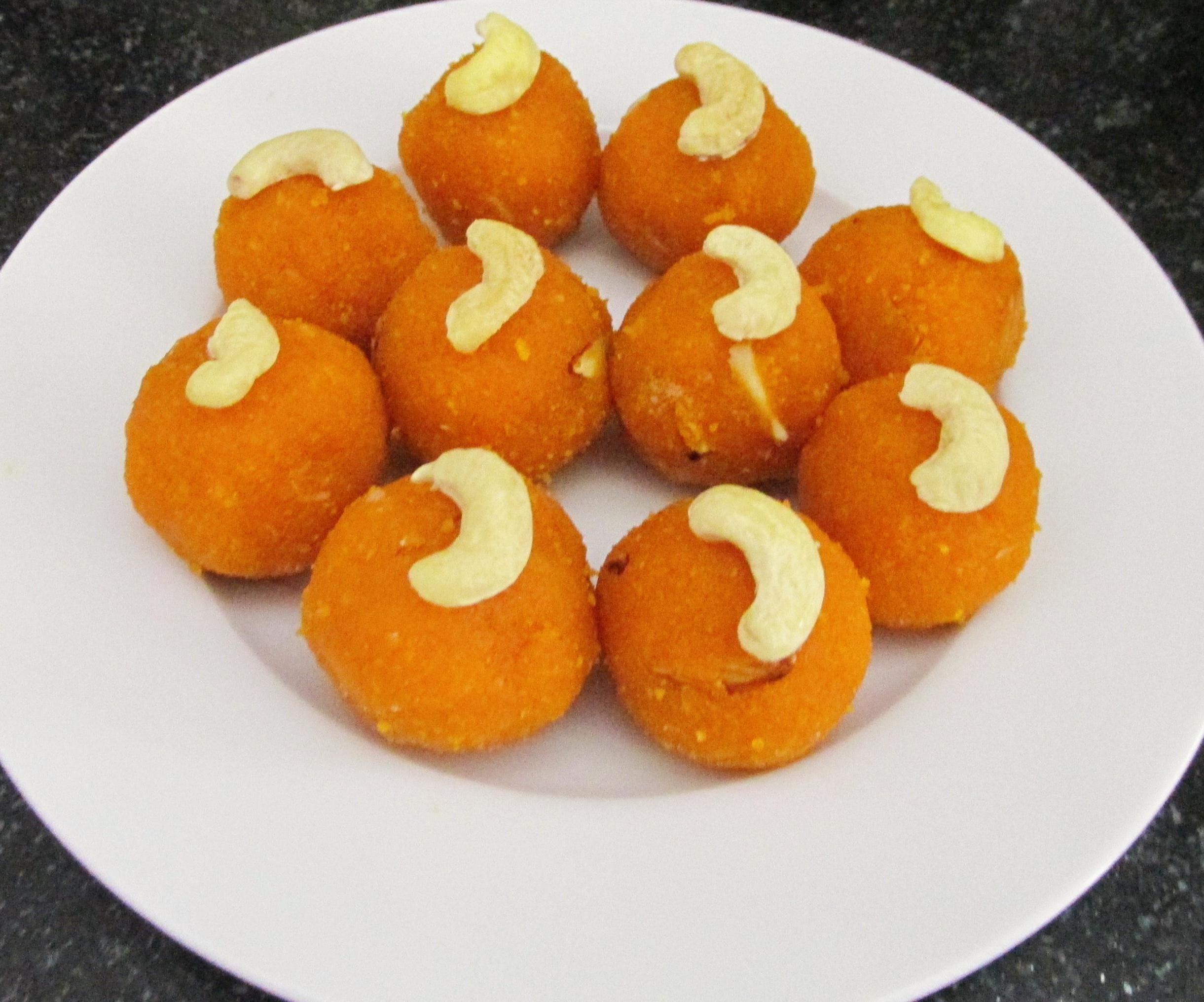 Motichoor Ladoo