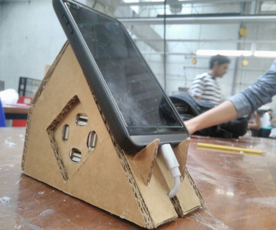 Smartphone Dock With USB and HDMI