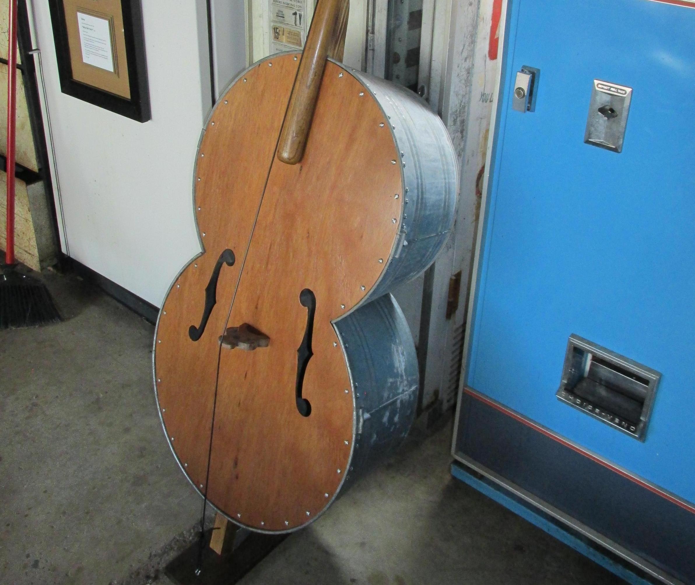 Single String Double Gutbucket