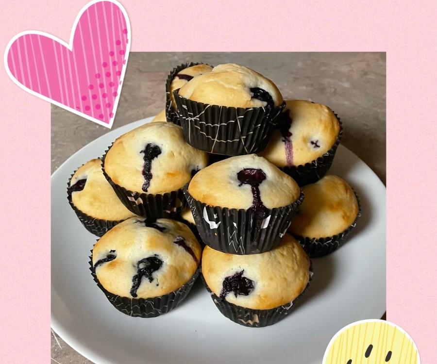 How to Make Blueberry Muffins