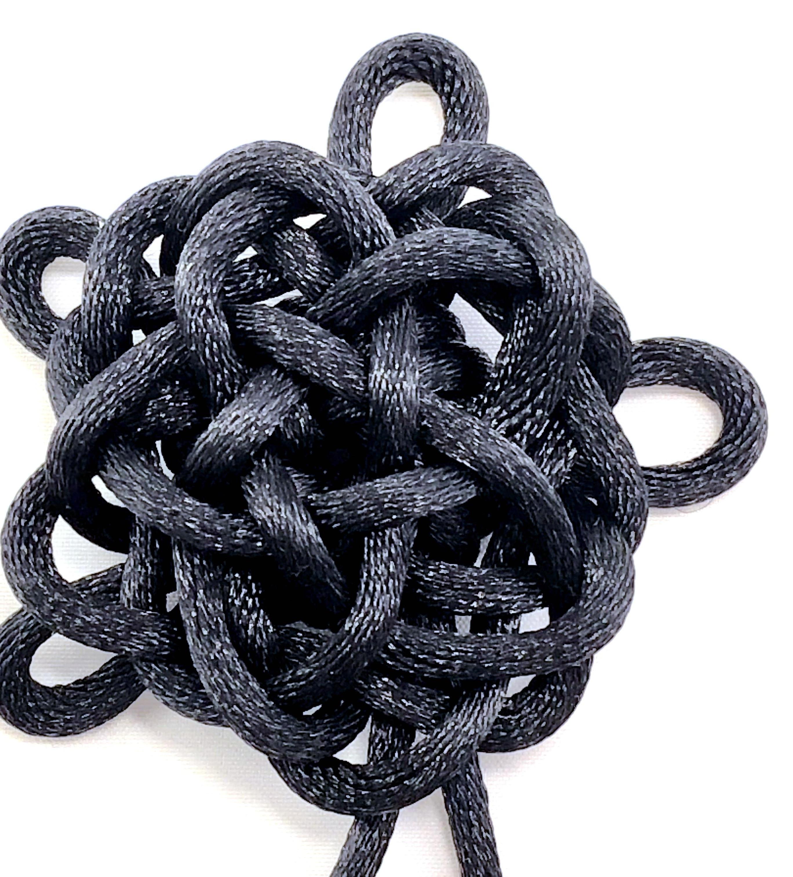 Mat Faced Good Luck Knots