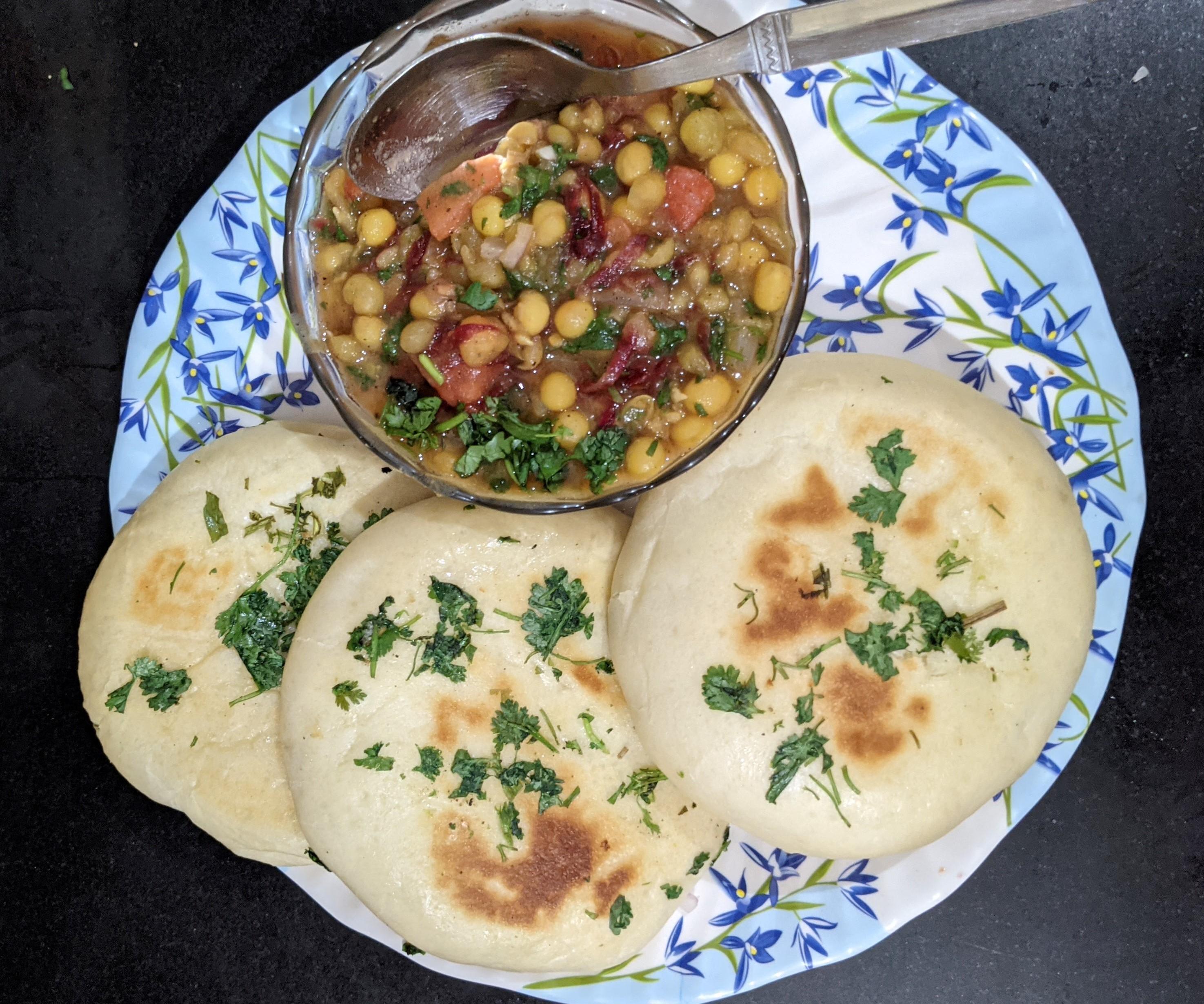 Chole Kulcha